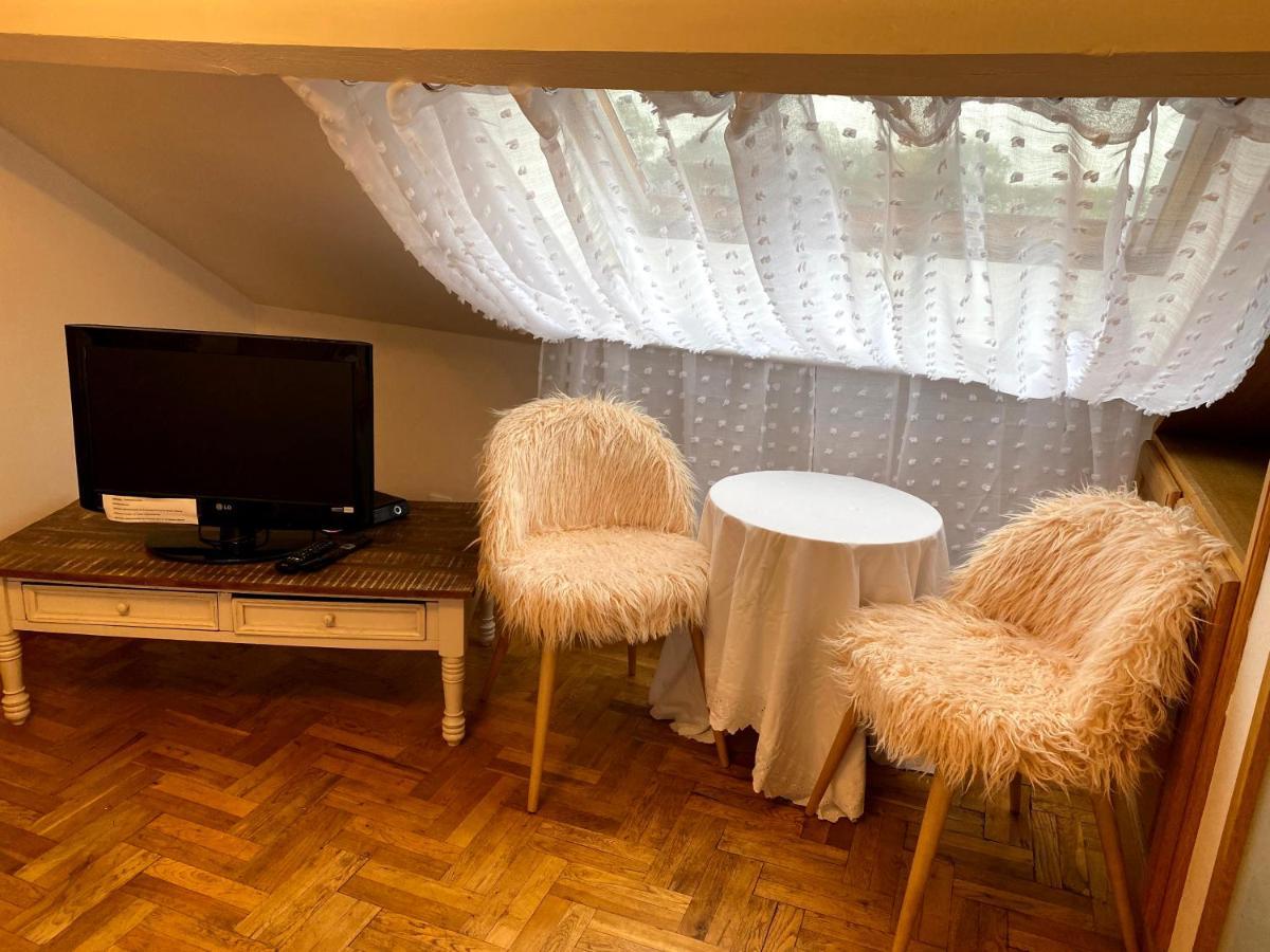Le Chateau De Frankie Spas-Saunas Grand-Reng Ngoại thất bức ảnh
